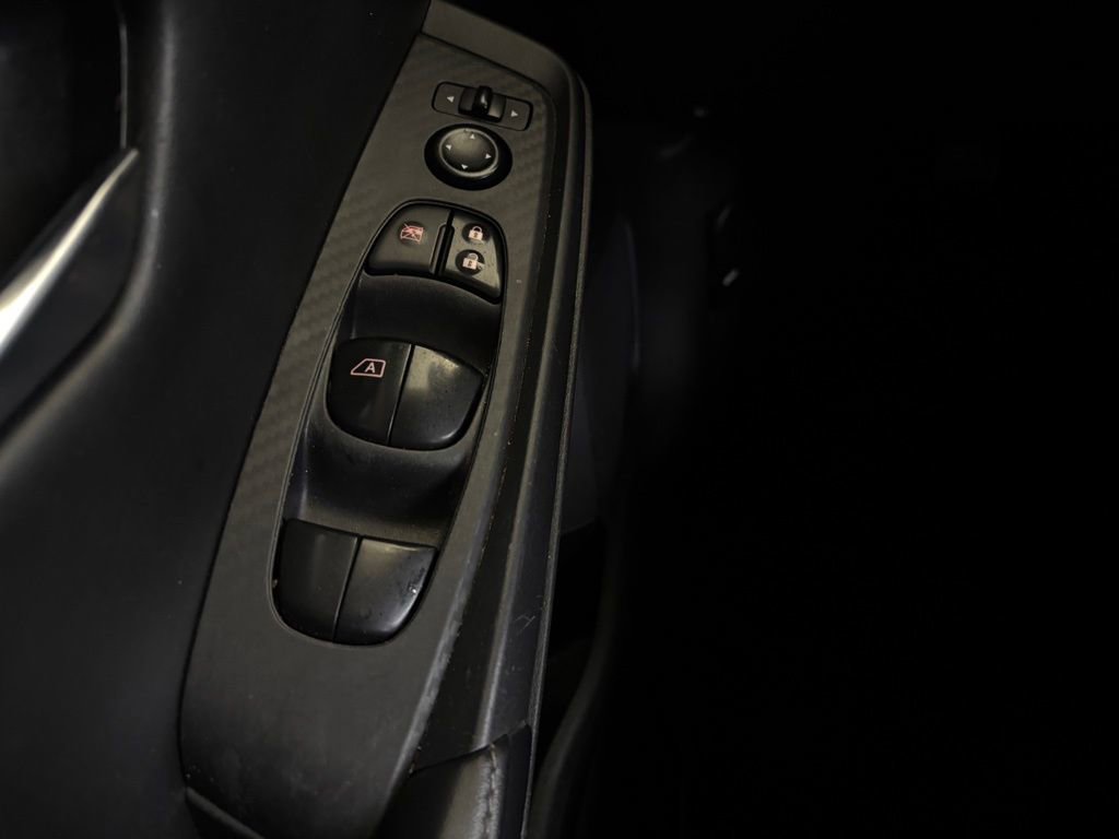 Used 2021 Nissan Sentra SV FWD image 18