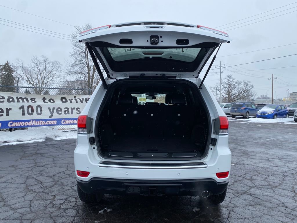 Used 2018 Jeep Grand Cherokee Limited image 5