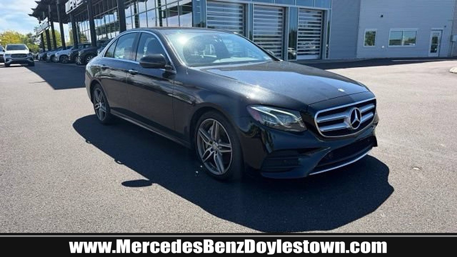 Certified 2017 Mercedes-Benz E 300 4MATIC image 1