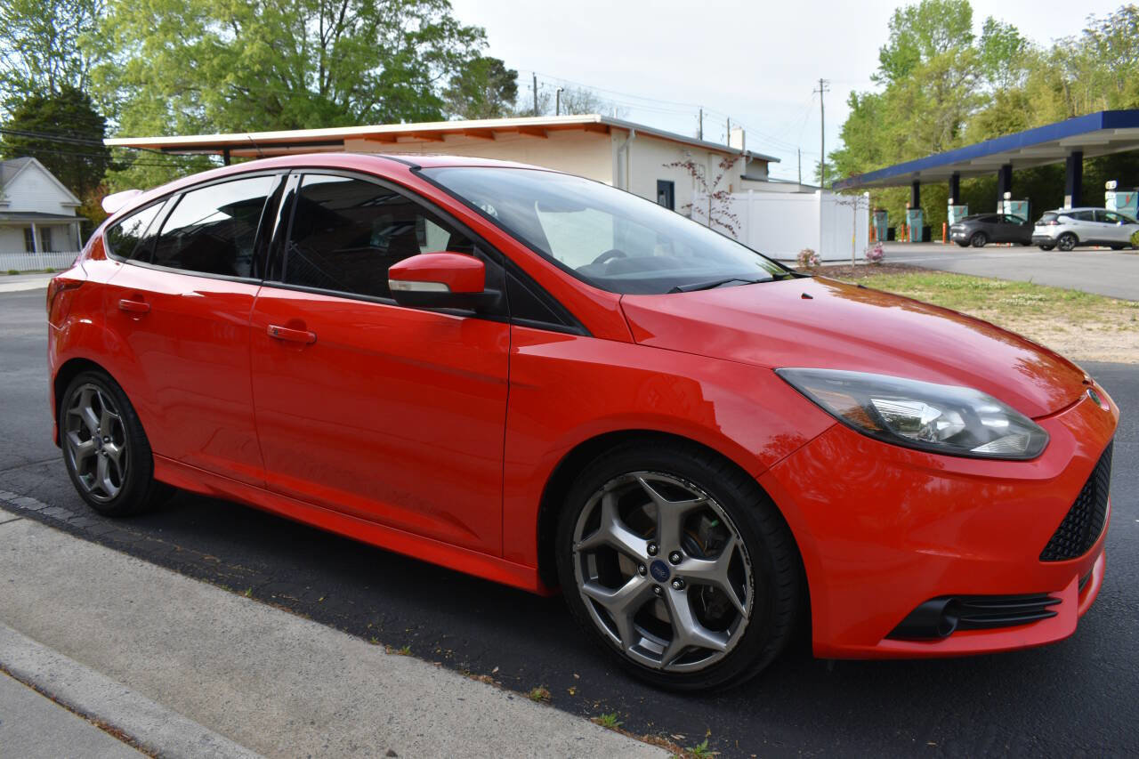 Used 2013 Ford Focus ST image 29