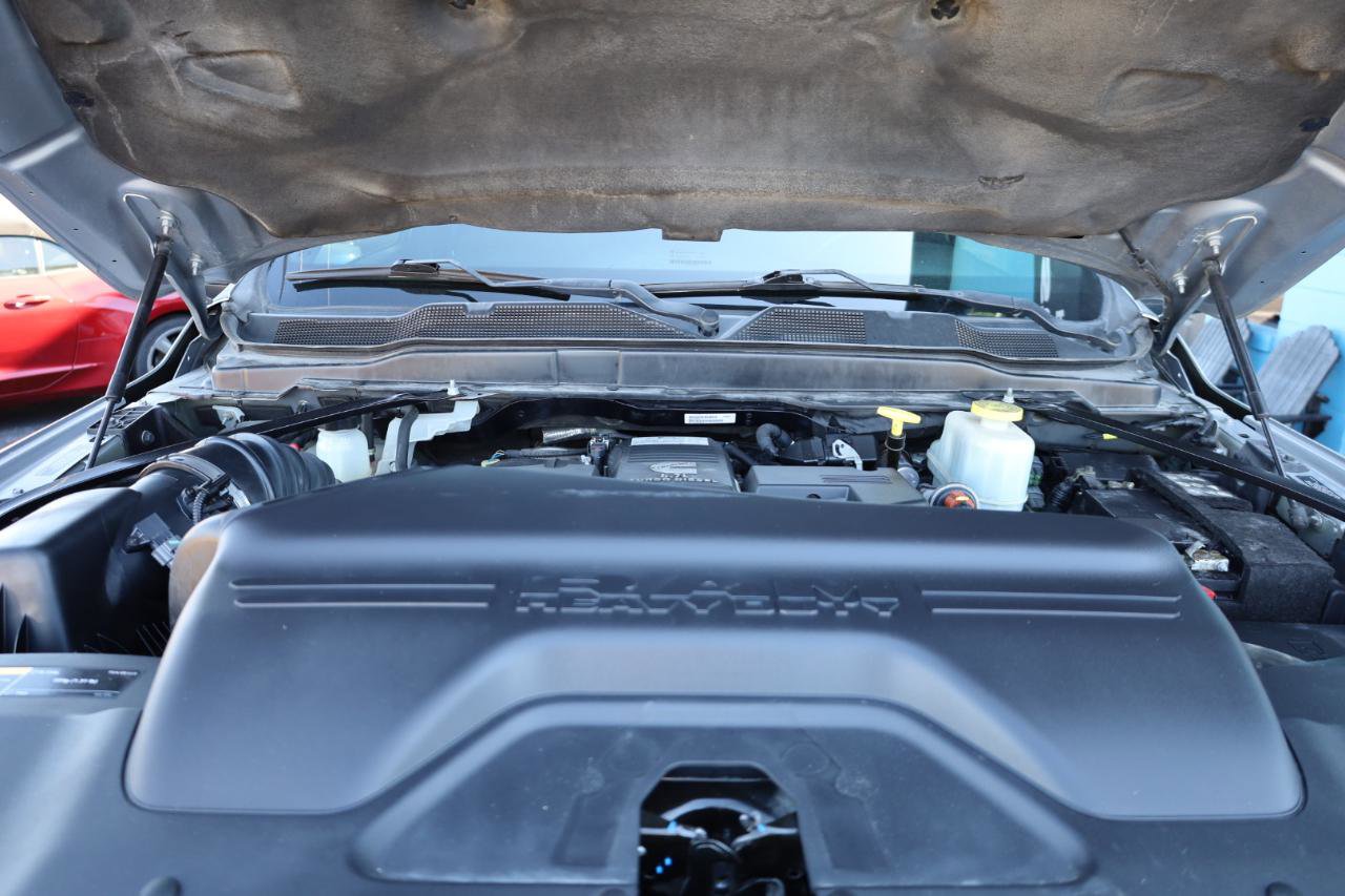 Used 2021 RAM 5500 Tradesman image 9