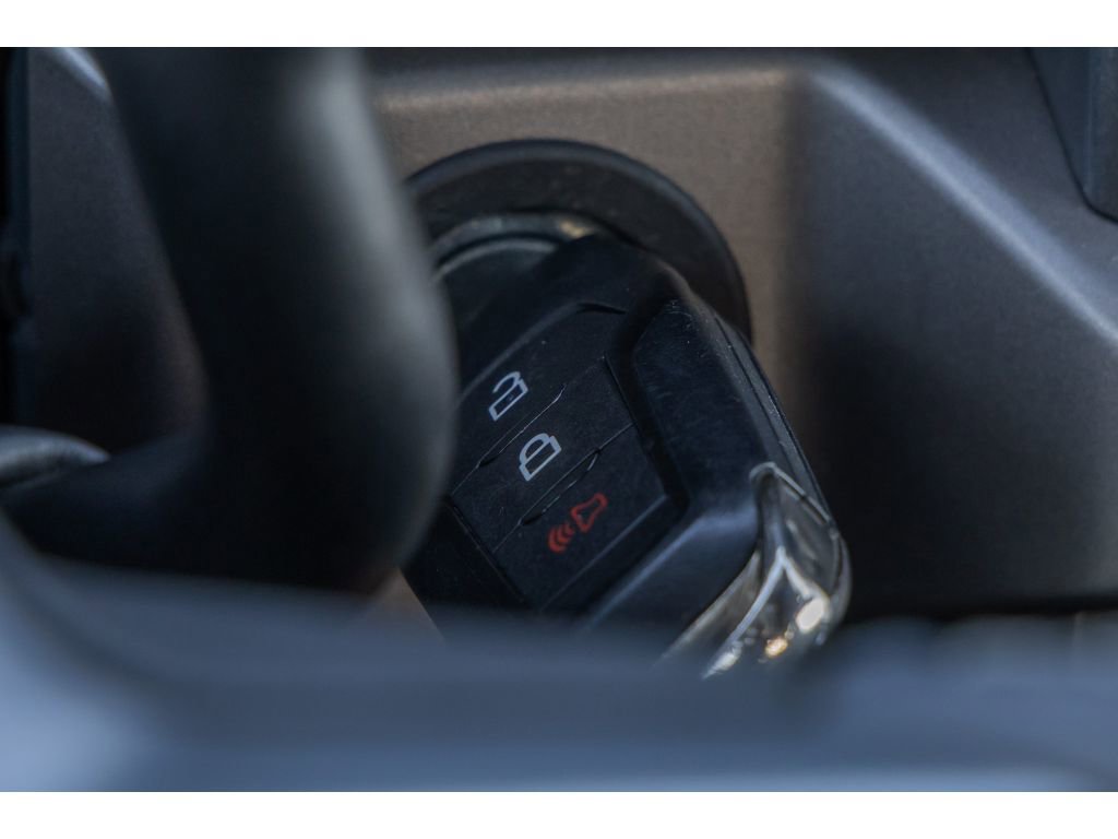 Used 2025 Ford F150 XLT w/ Equipment Group 301A Standard image 27