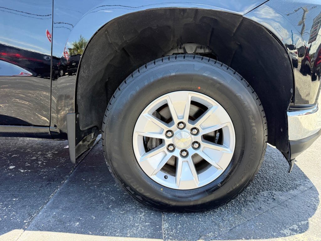 Used 2019 Chevrolet Silverado 1500 LT AWD/4WD image 31
