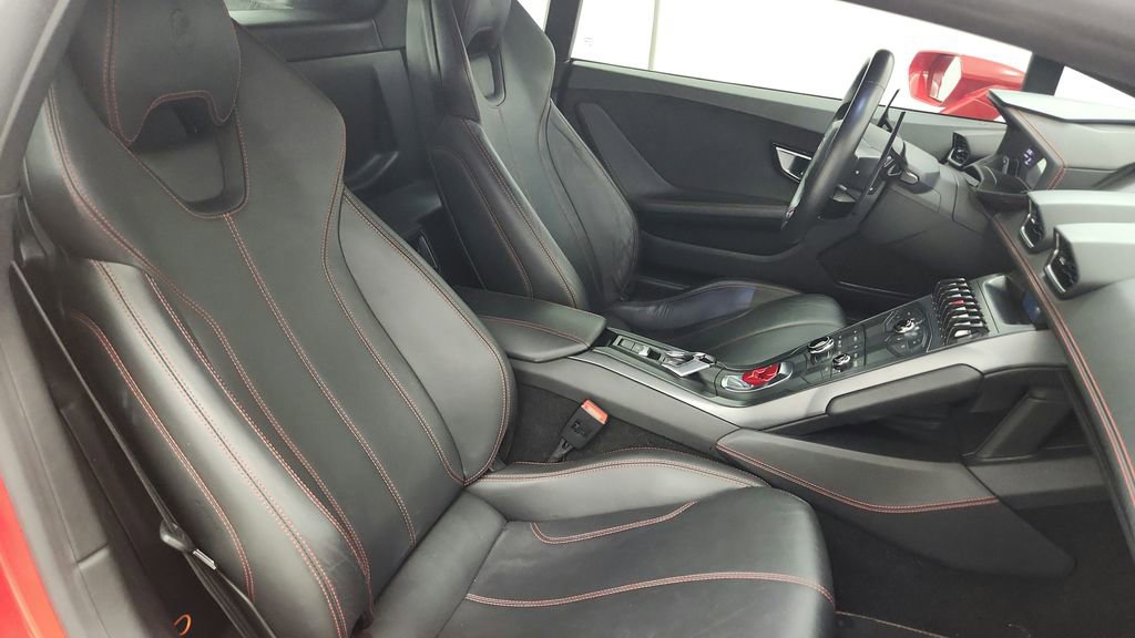 Used 2015 Lamborghini Huracan LP 610-4 image 46