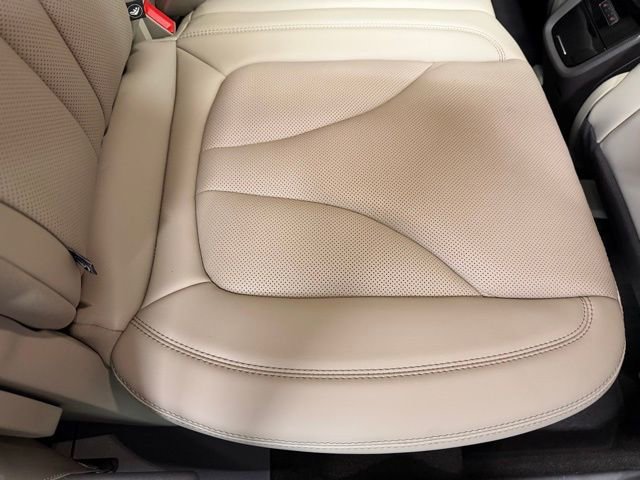 Used 2023 Lincoln Nautilus Reserve w/ Equipment Group 201A image 25