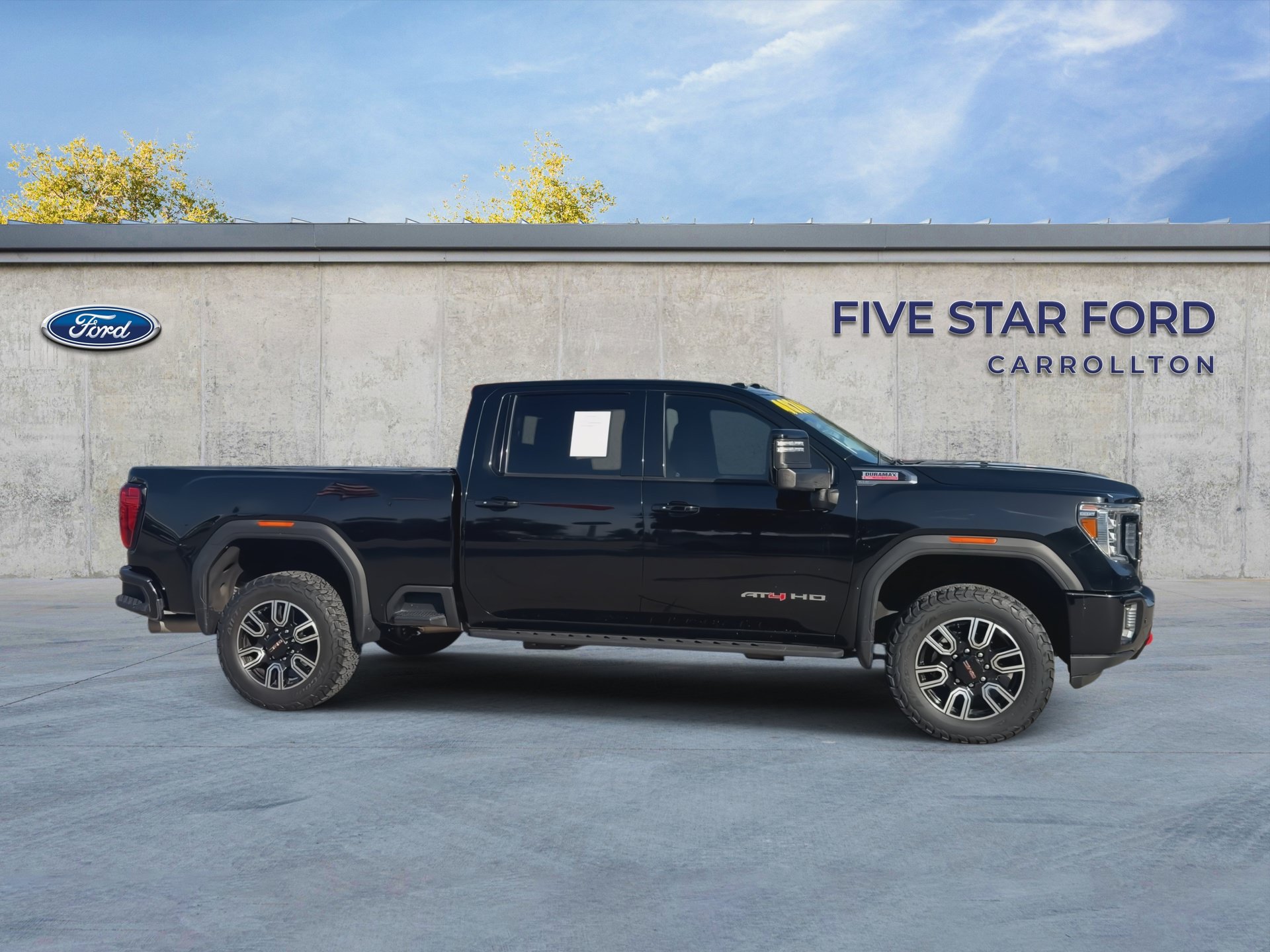 Used 2022 GMC Sierra 2500 AT4 w/ AT4 Premium Plus Package AWD/4WD image 9