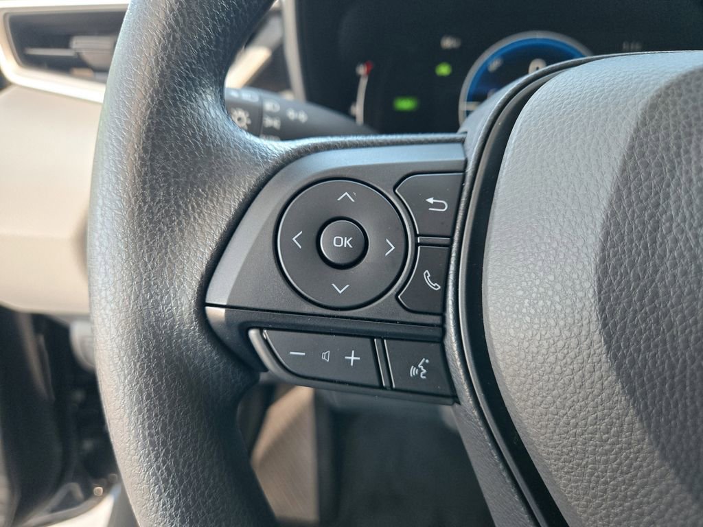 Used 2026 Toyota Corolla LE image 15