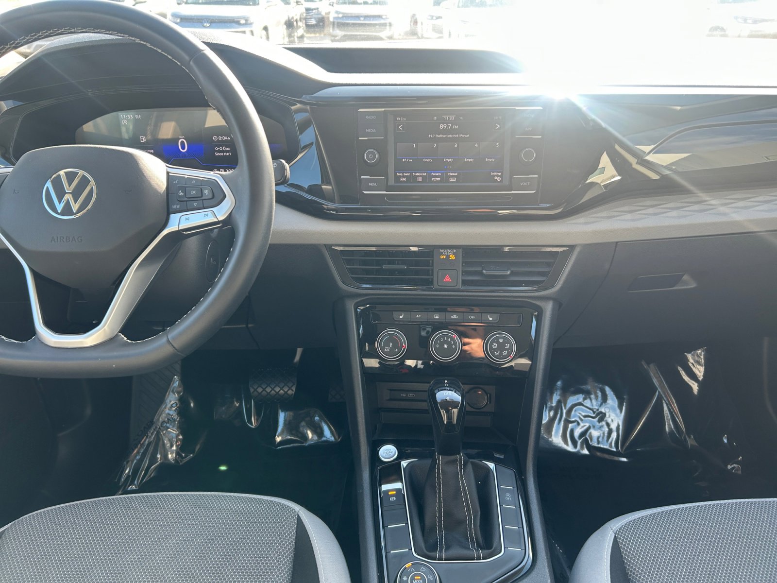 Certified 2023 Volkswagen Taos S image 4