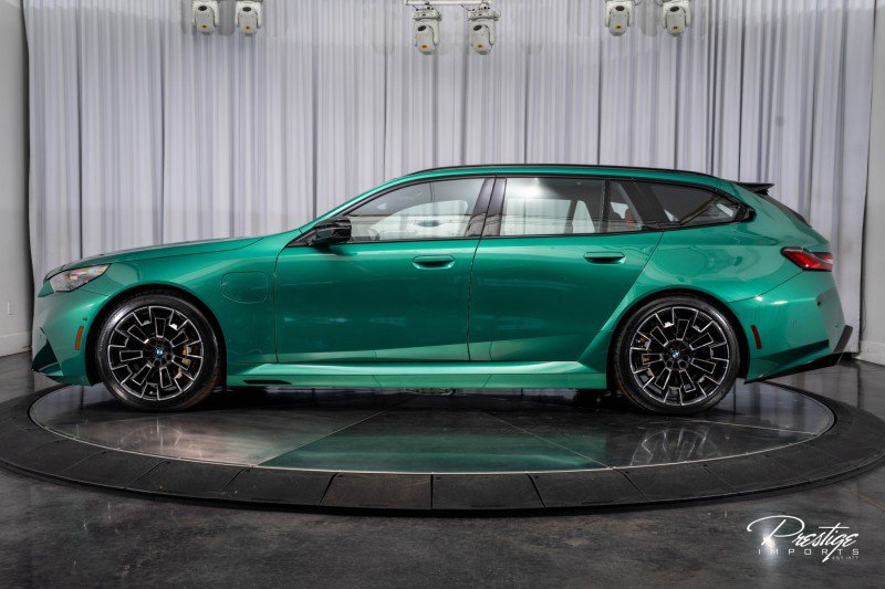 Used 2025 BMW M5 Touring w/ M Driver's Package image 11