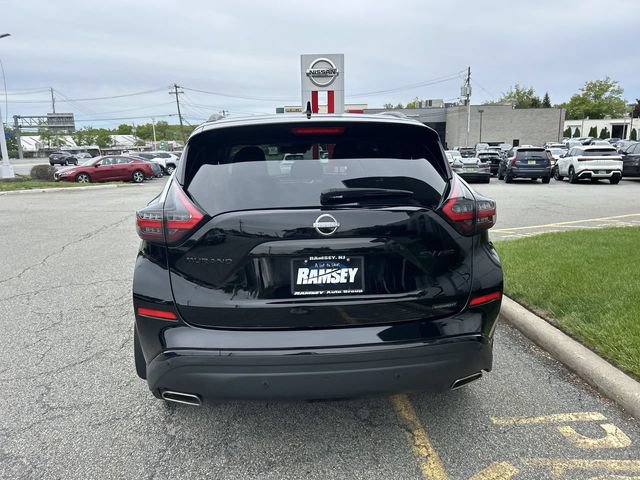 Certified 2023 Nissan Murano SV w/ SV Midnight Edition Package AWD/4WD image 7