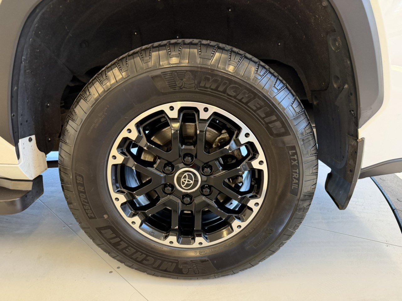 Used 2023 Toyota Sequoia SR5 w/ SR5 Premium Package image 53