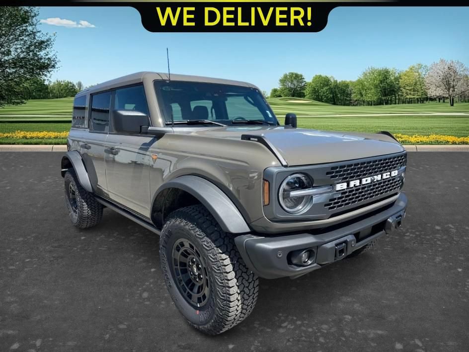 New 2026 Ford Bronco Badlands AWD/4WD image 3