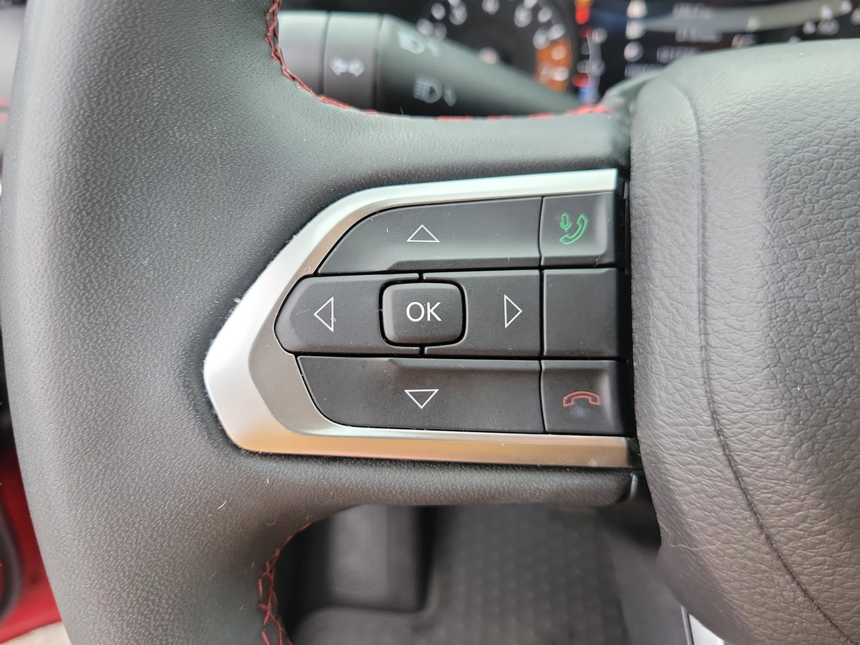 Used 2023 Jeep Compass Trailhawk image 36