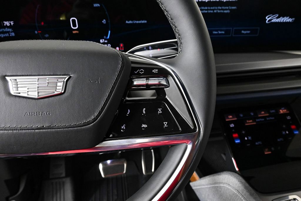 New 2026 Cadillac Vistiq Premium Luxury w/ LPO, Floor Liner Package image 10