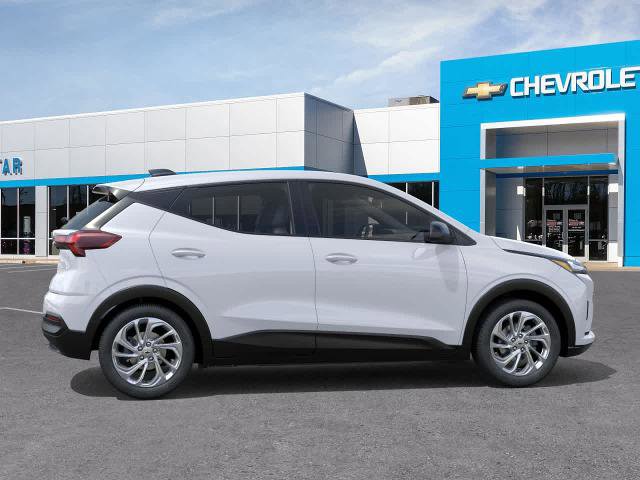 New 2027 Chevrolet Bolt LT FWD image 5