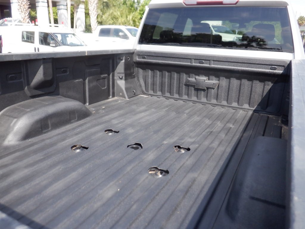 Used 2020 Chevrolet Silverado 3500 W/T w/ Gooseneck/5TH Wheel Package AWD/4WD image 6