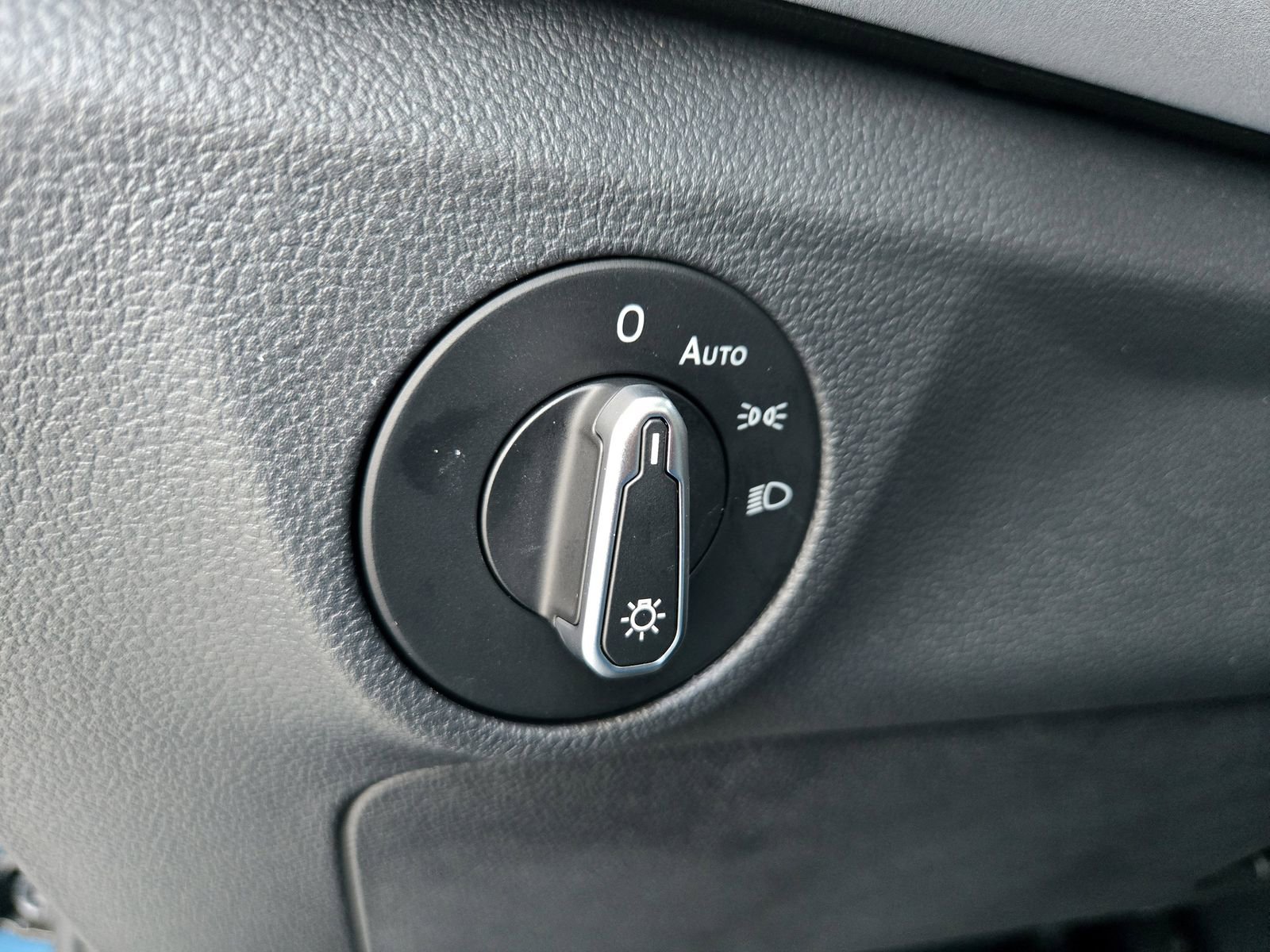 New 2026 Volkswagen Jetta SE image 16