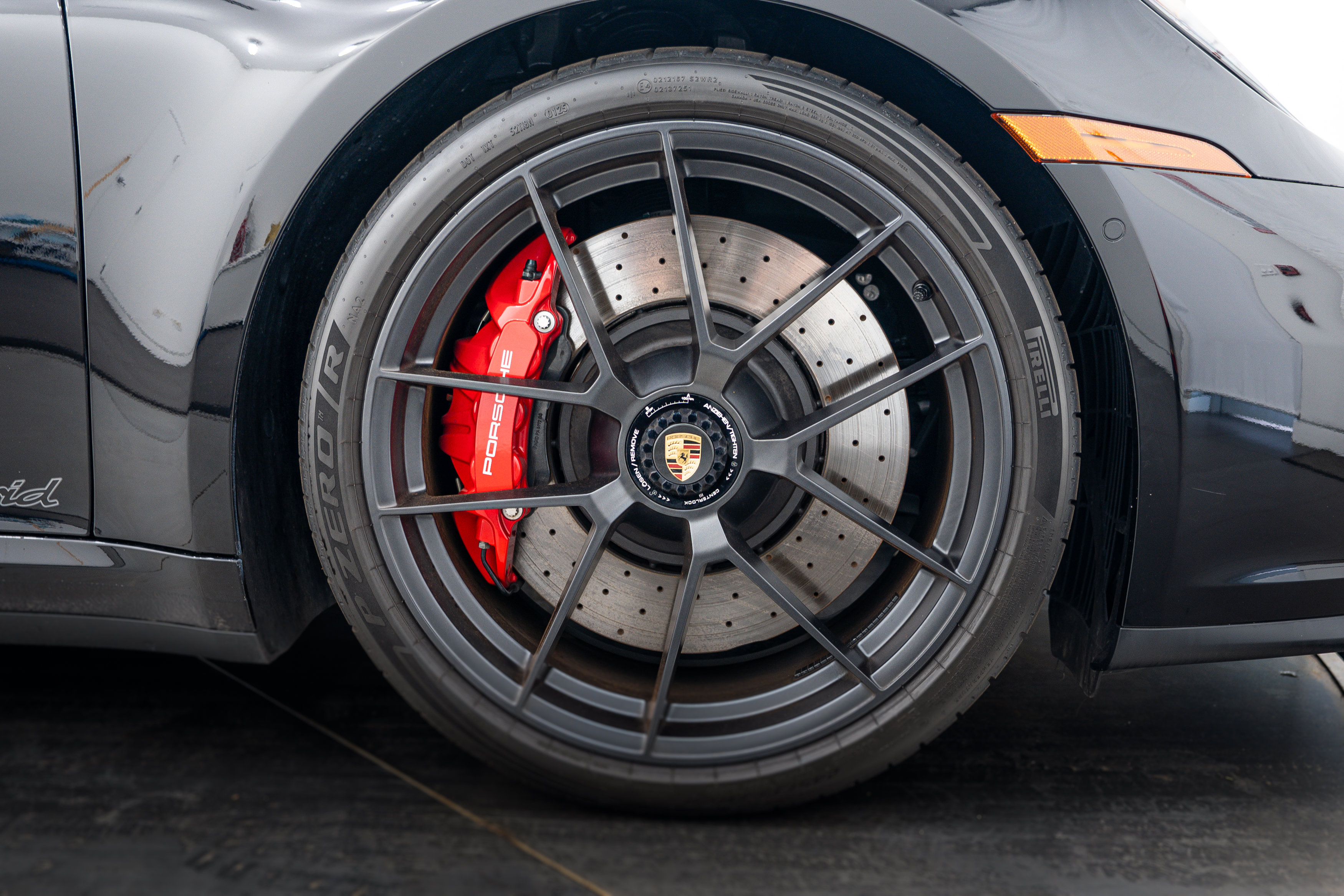 Certified 2025 Porsche 911 Targa 4 GTS AWD/4WD image 11