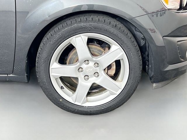 Used 2015 Chevrolet Sonic LTZ FWD image 32