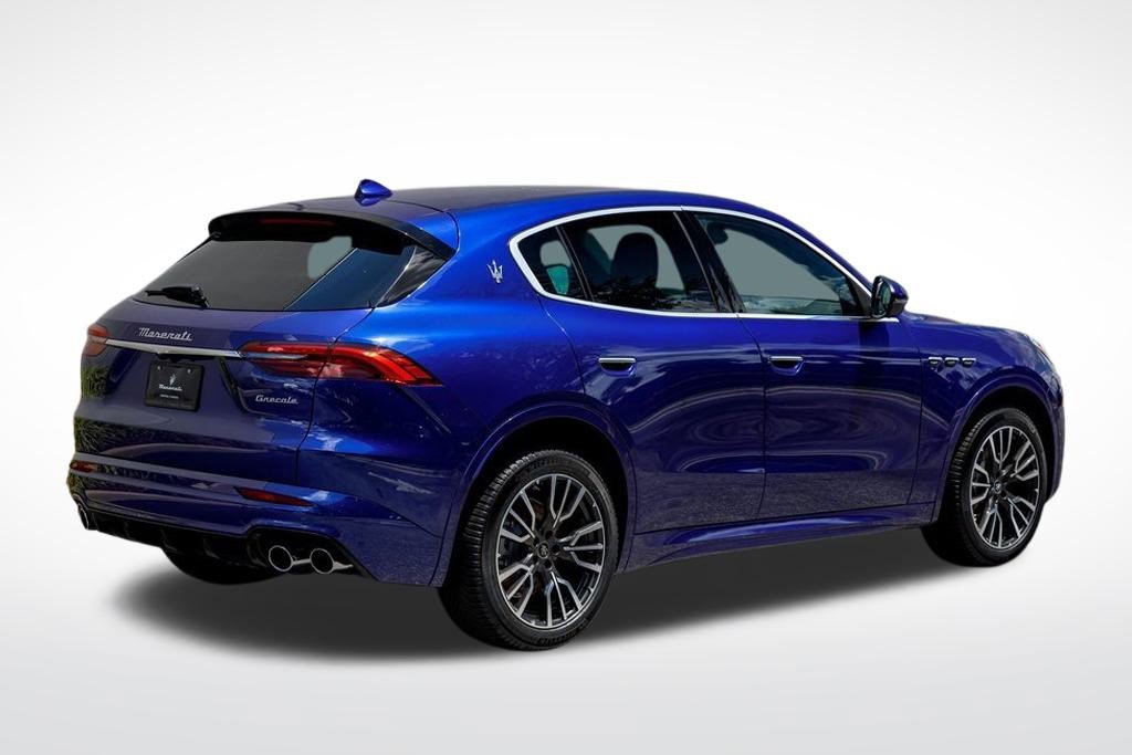 New 2025 Maserati Grecale GT image 5