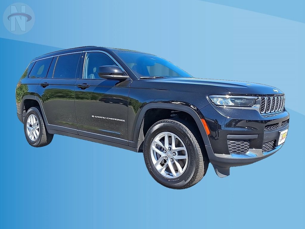 Used 2024 Jeep Grand Cherokee L Laredo AWD/4WD image 1