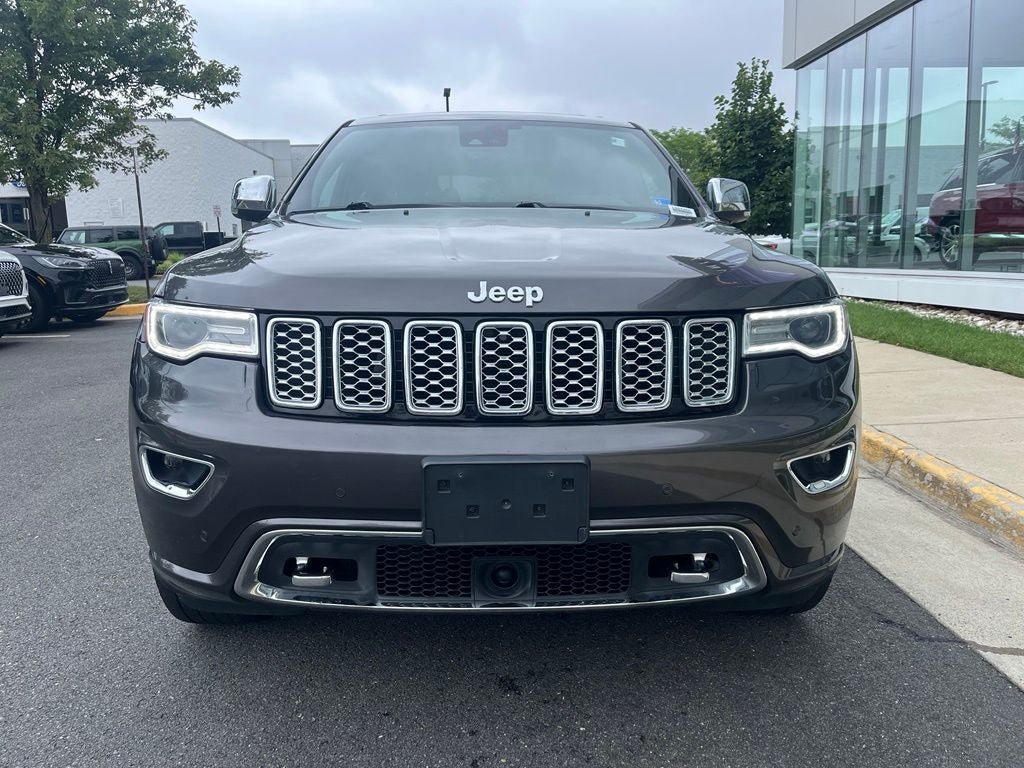 Used 2020 Jeep Grand Cherokee Overland AWD/4WD image 2