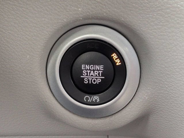 Used 2023 Chrysler Voyager LX FWD image 25