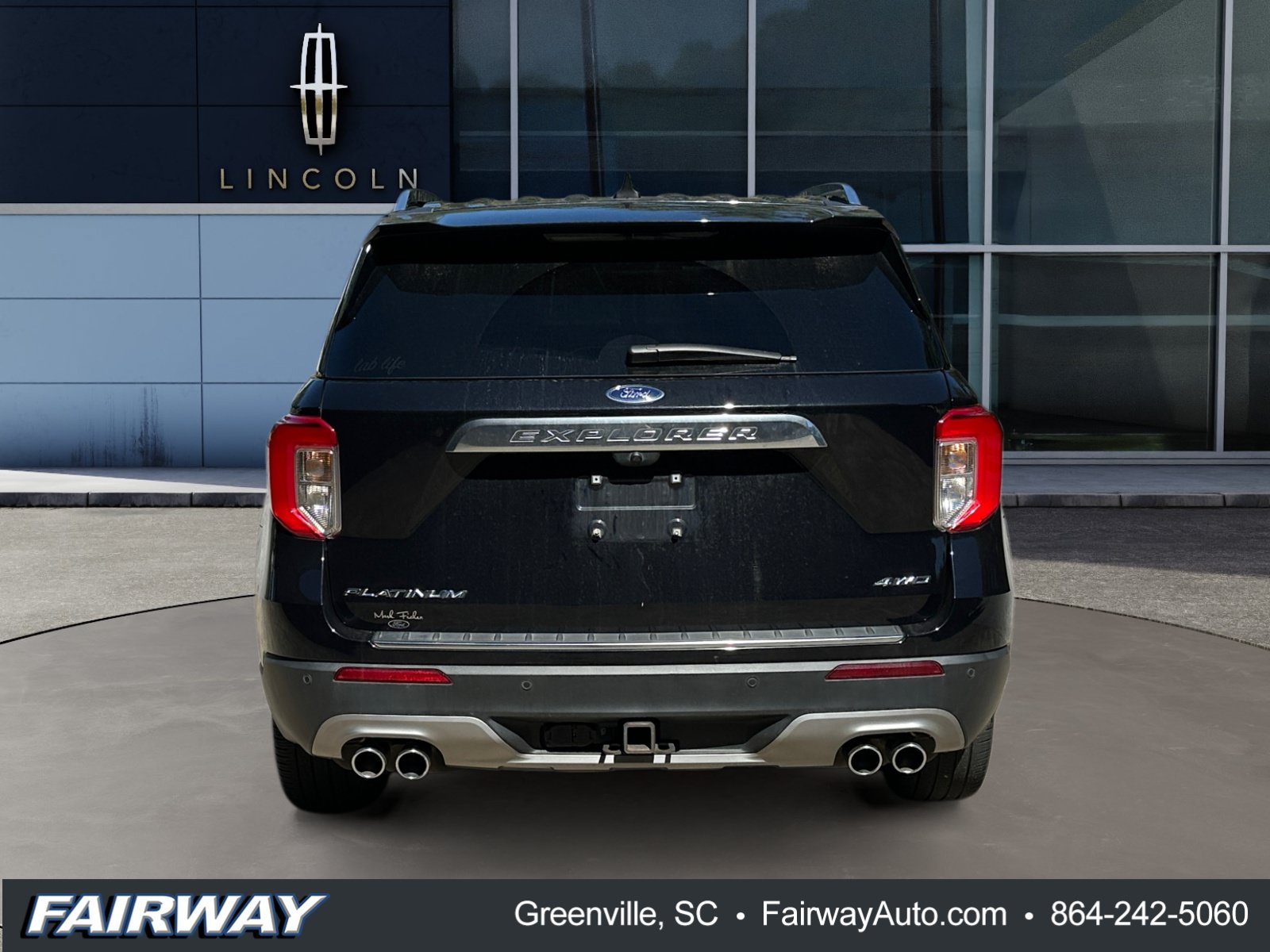 Used 2023 Ford Explorer Platinum w/ Technology Package AWD/4WD image 6