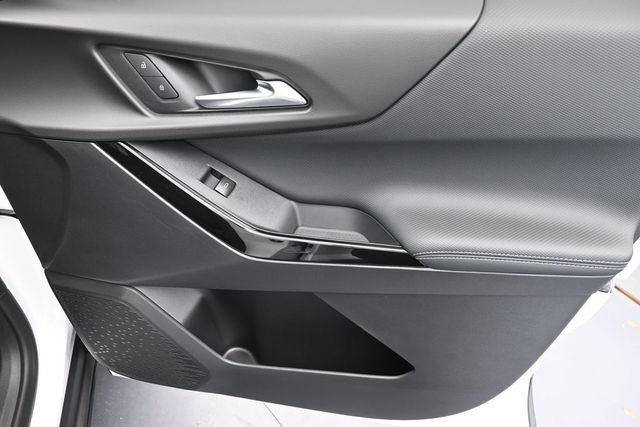 New 2026 Chevrolet Equinox LT w/ Safety and Technology Package FWD image 30