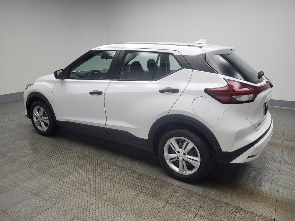Used 2022 Nissan Kicks S image 3