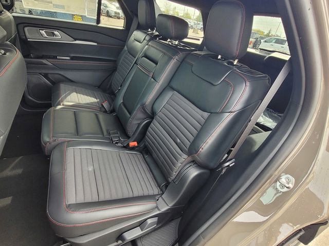 New 2026 Ford Explorer ST-Line image 6