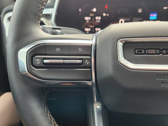 Used 2024 GMC Canyon Denali AWD/4WD image 30