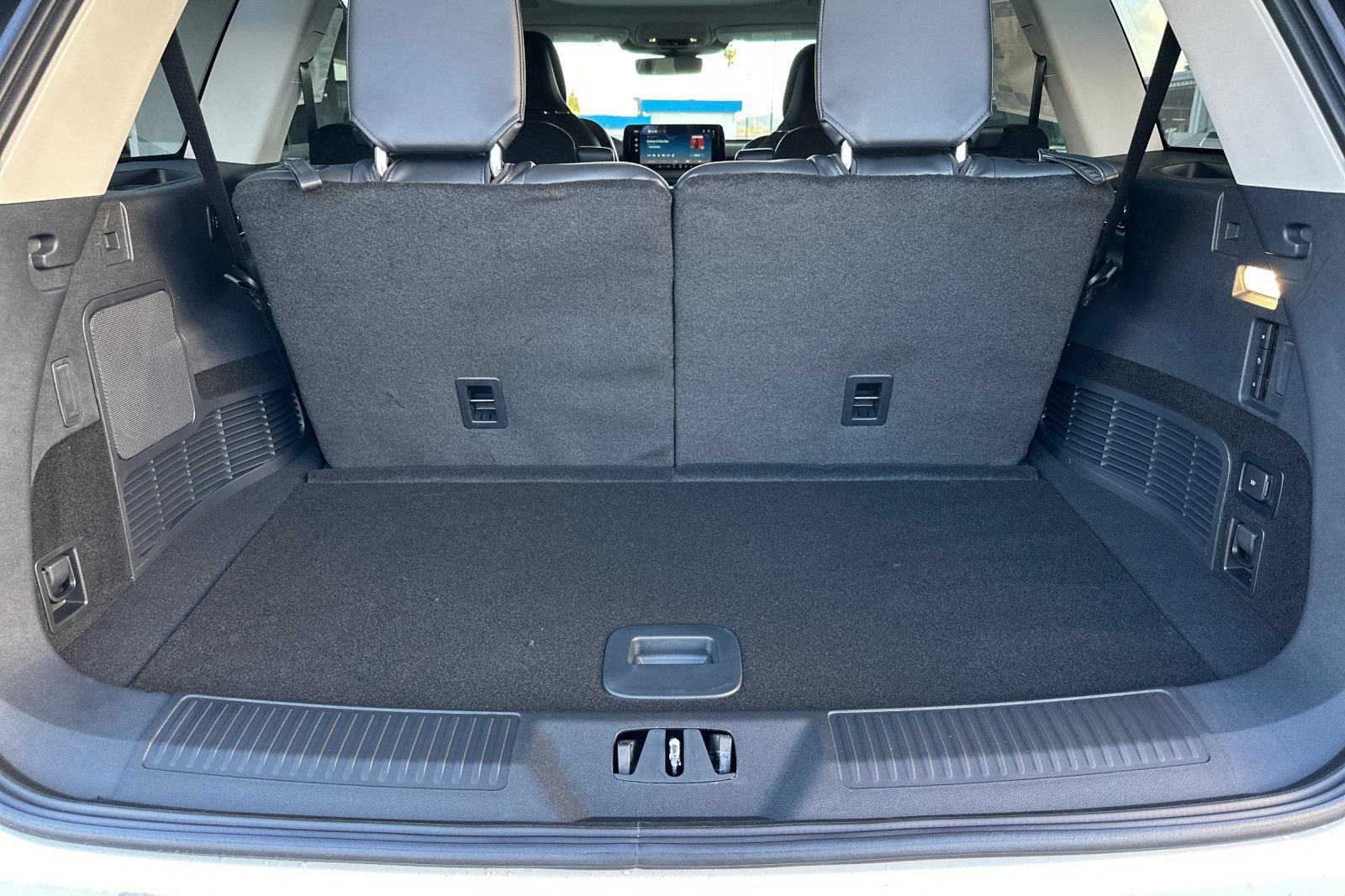New 2026 Lincoln Aviator Reserve AWD/4WD image 15