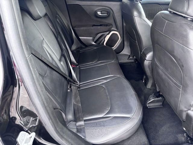 Used 2015 Jeep Renegade Limited image 27