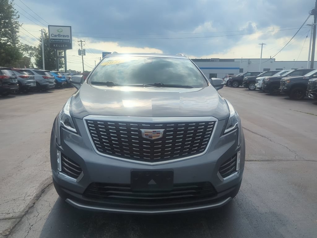 Certified 2021 Cadillac XT5 Premium Luxury AWD/4WD image 3