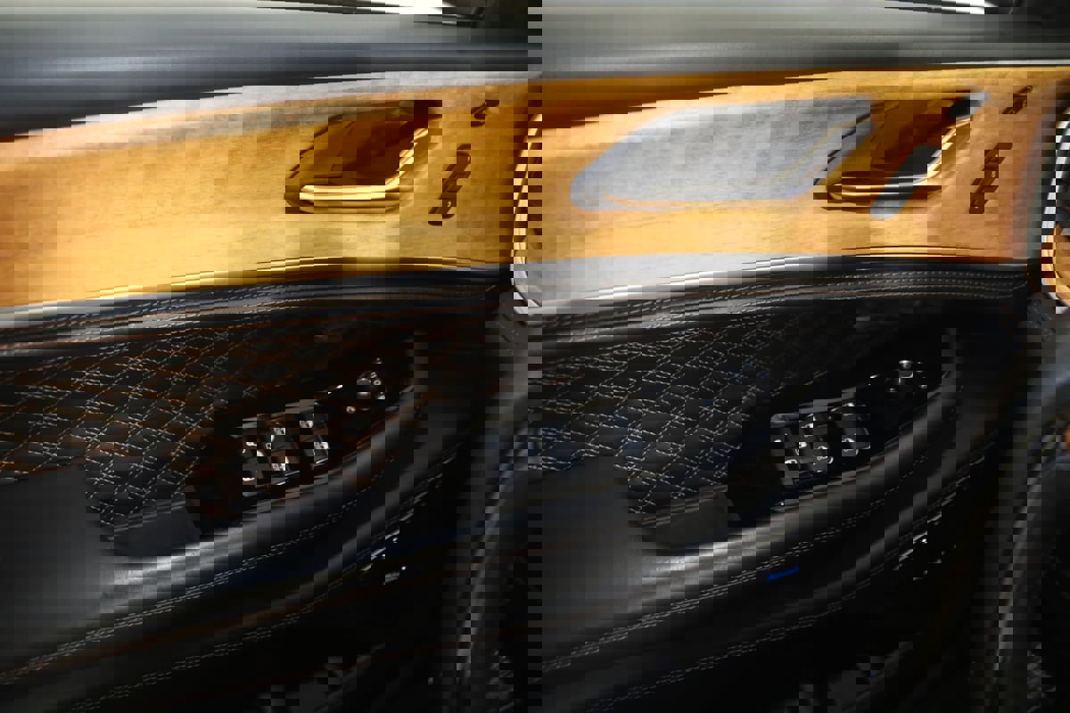 Used 2023 Jeep Grand Cherokee Summit image 39