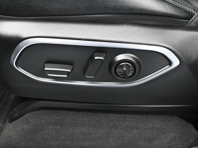 Used 2024 Jeep Wagoneer Series II w/ Flexible Seating Group image 11