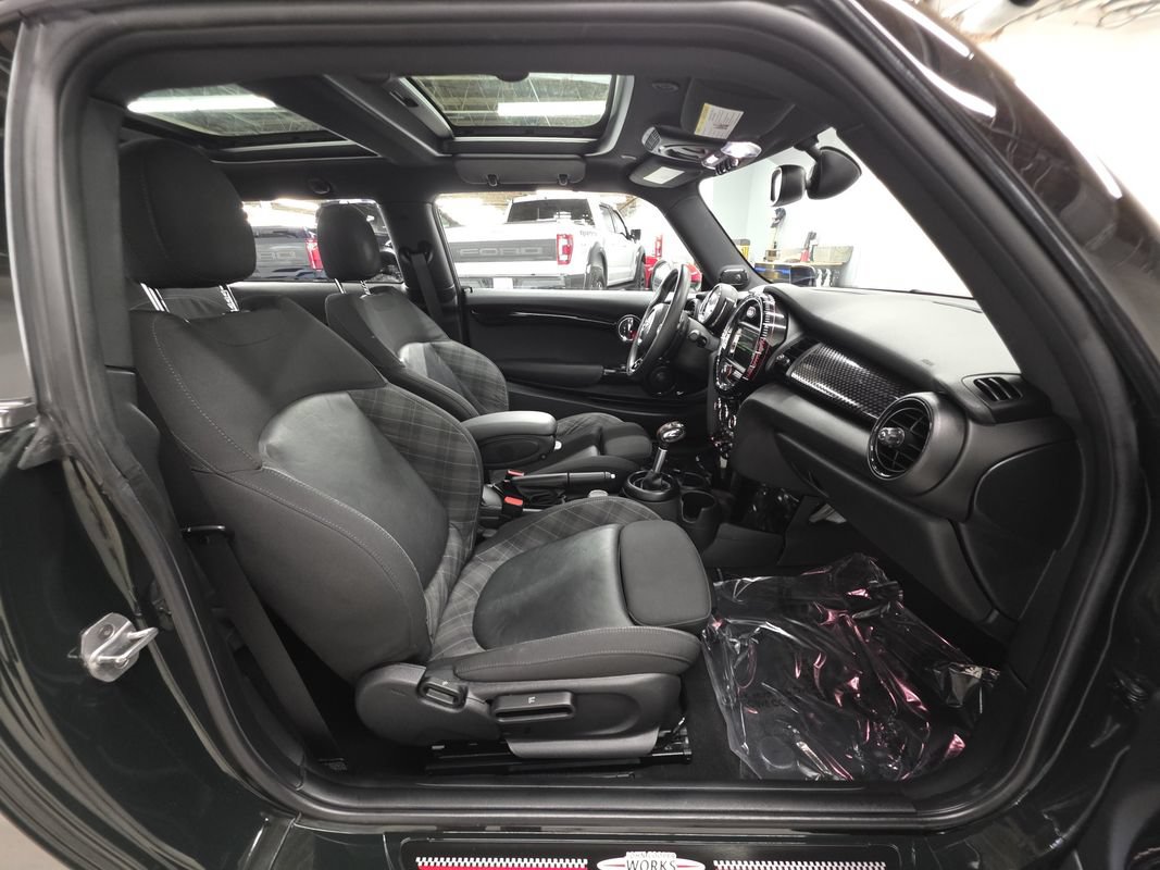 Used 2018 MINI Cooper John Cooper Works FWD image 24