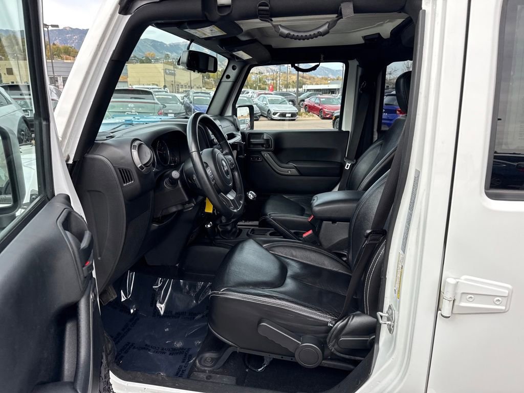 Used 2017 Jeep Wrangler Unlimited Sport image 28