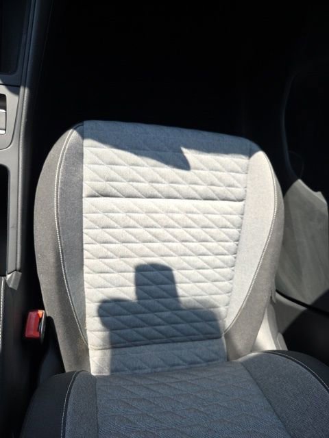 Used 2025 Volkswagen Tiguan S AWD/4WD image 19