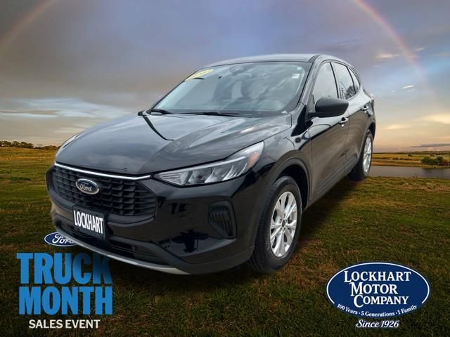 New 2025 Ford Escape Active w/ Tech Pack #1 image 3