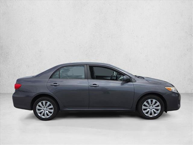 Used 2013 Toyota Corolla LE FWD image 4