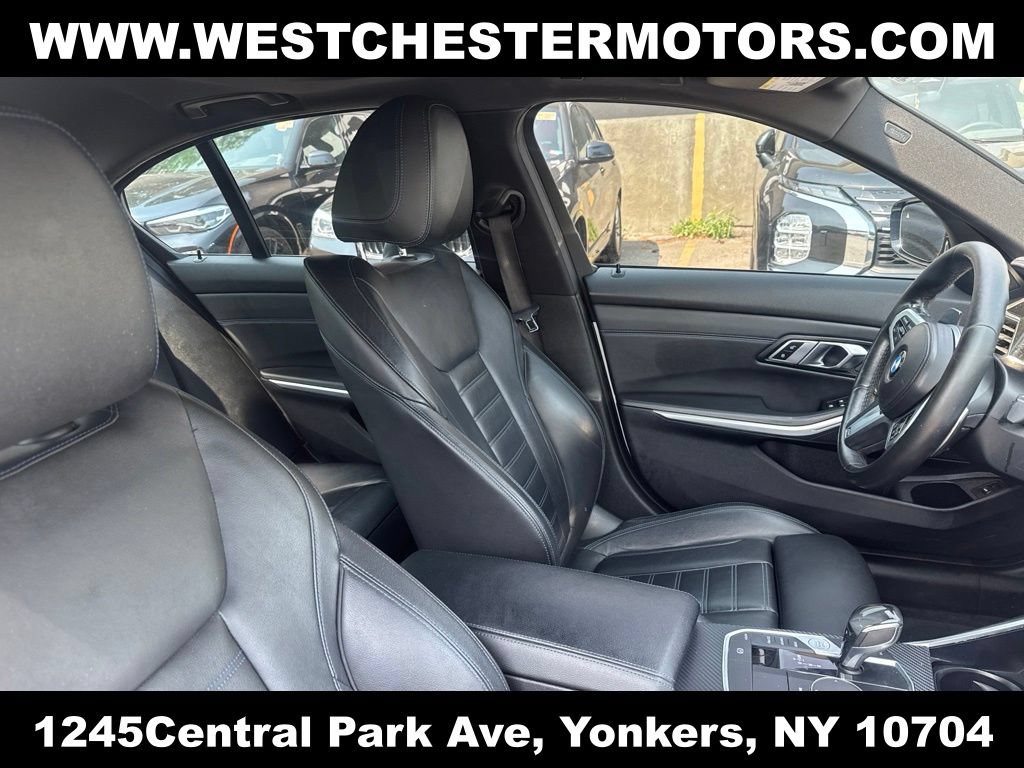 Used 2019 BMW 330i xDrive Sedan w/ M Sport Package AWD/4WD image 16