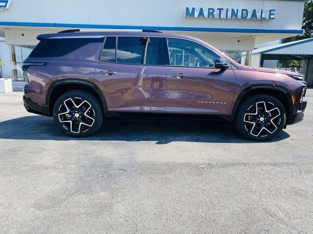 New 2026 Chevrolet Traverse High Country w/ LPO, Floor Liner Package image 4