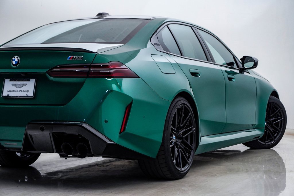Used 2025 BMW M5 w/ Carbon Package image 11