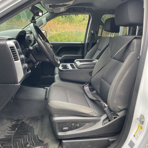 Used 2017 Chevrolet Silverado 1500 LT w/ All Star Edition image 5