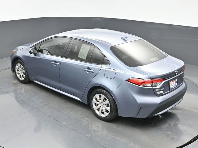 Used 2022 Toyota Corolla LE image 30