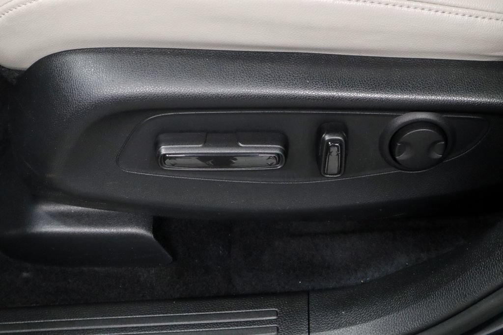 Used 2023 Honda CR-V EX-L image 26