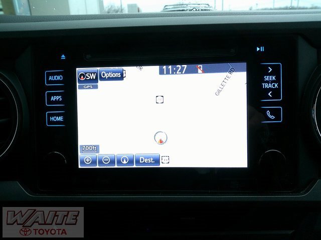 Used 2017 Toyota Tacoma TRD Sport image 15