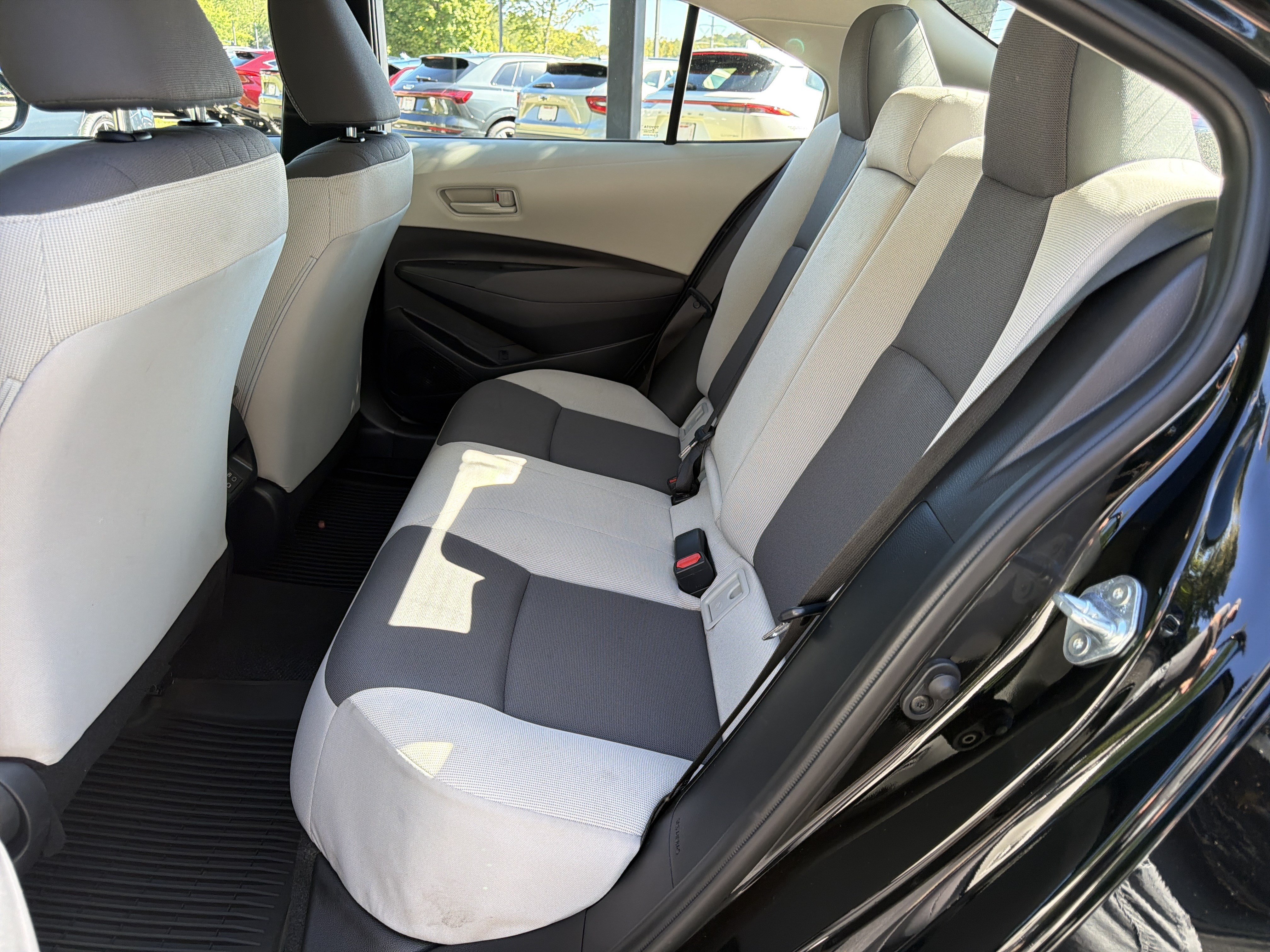 Used 2026 Toyota Corolla LE FWD image 20